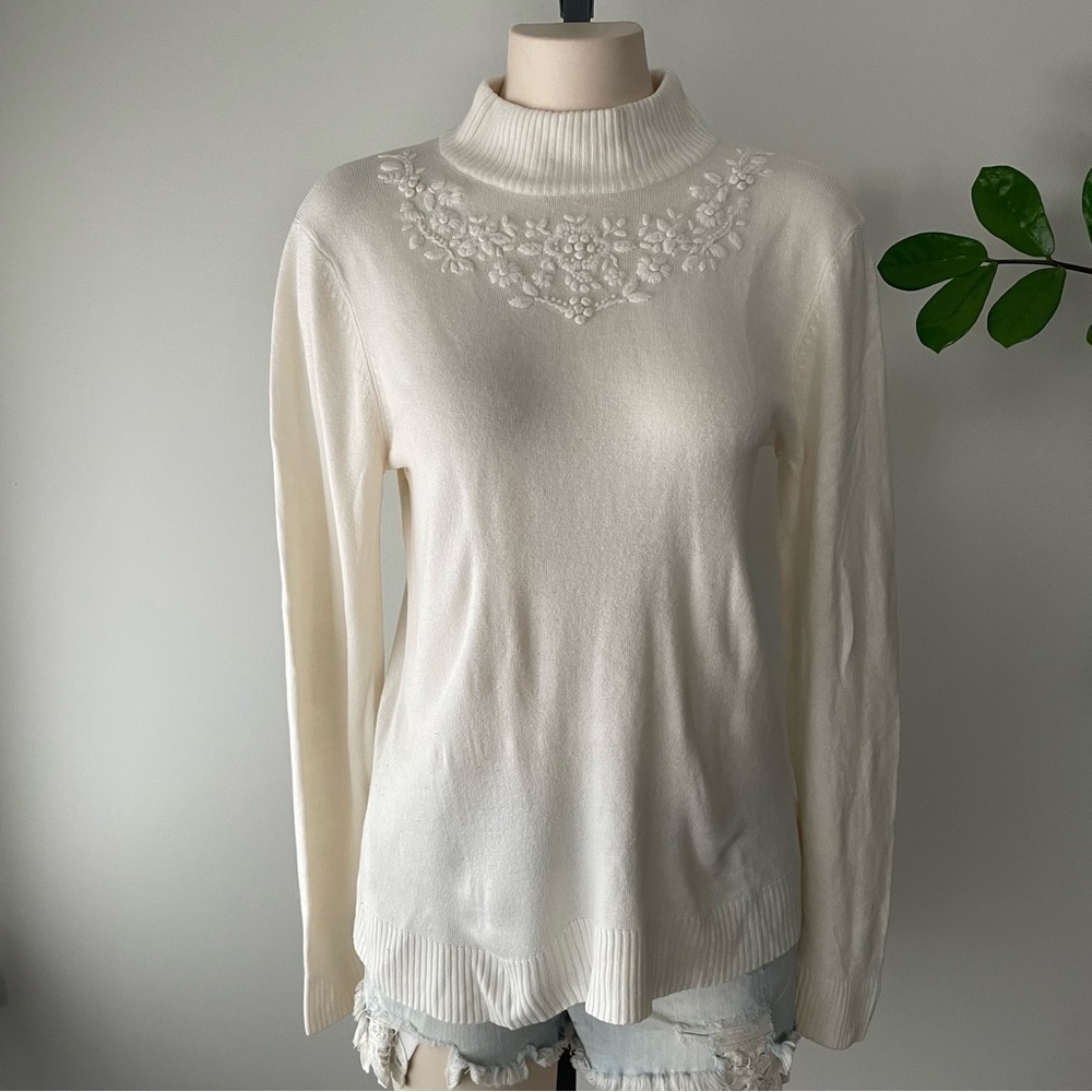 Vintage Tradition Embroidered Floral Funnel Neck Knit Sweater Size Medium